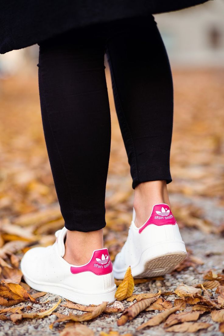 Adidas Stan Smith Branco com Rosa Fuscia Adidas Stan Smith Branco com Rosa Fuscia