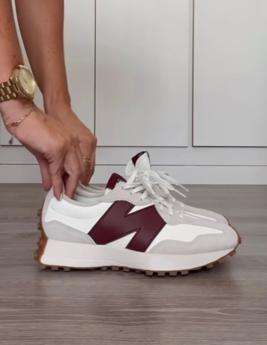 New Balance 327 Branco com Bordeaux New Balance 327 Branco com Bordeaux