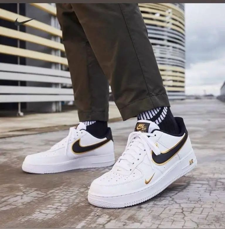 Nike Ari Force Branco Preto Dourado Nike Ari Force Branco Preto Dourado