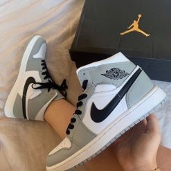 Nike Jordan Cinza com Preto